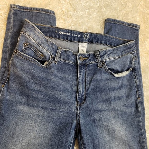 N62 Signature Fit Women's Skinny Medium Wash Jeans, Size 8 - Picture 2 of 7